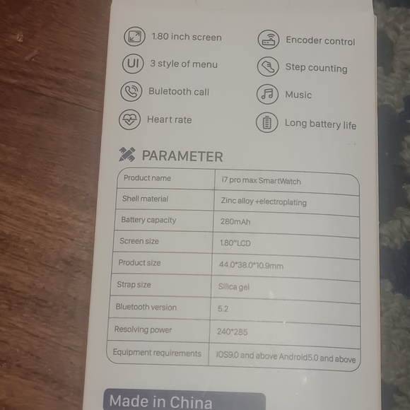 Pro Max Smartwatch. I7 Universal Apple/Android - Picture 3 of 4